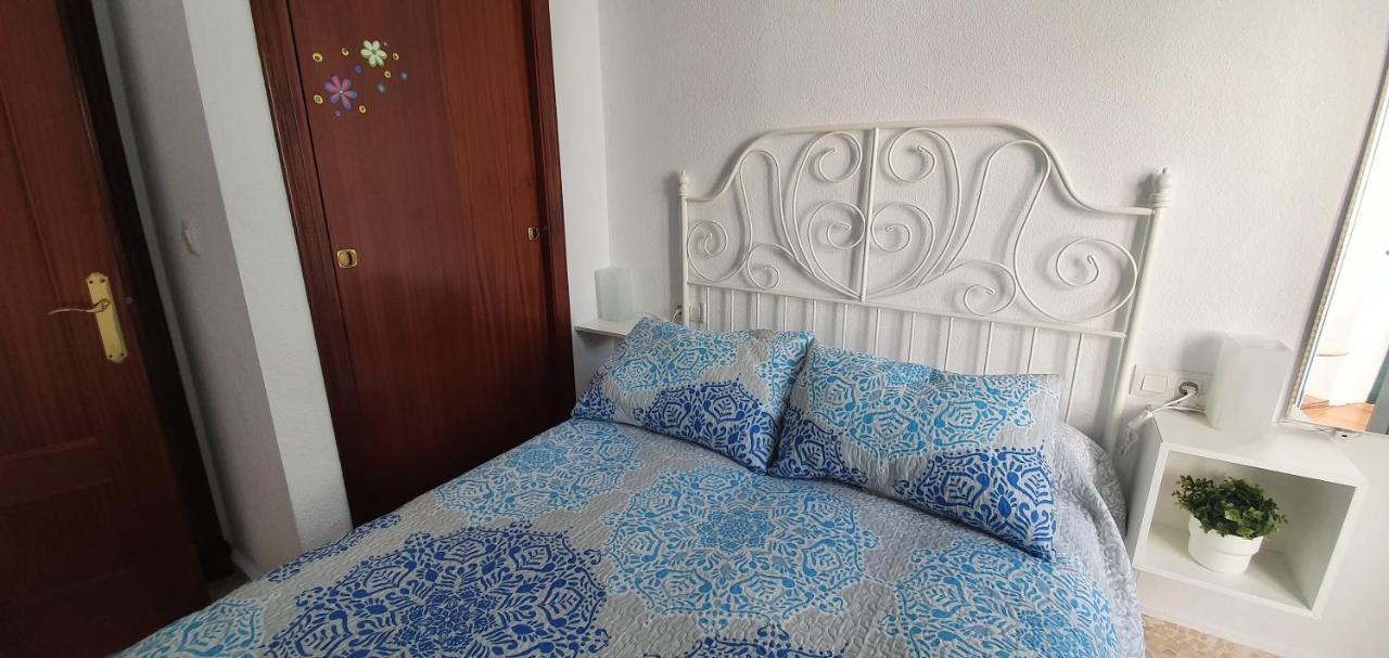 Duplex Calle Padre Lerchundi Con Parking Y Wifi Чипиона Екстериор снимка